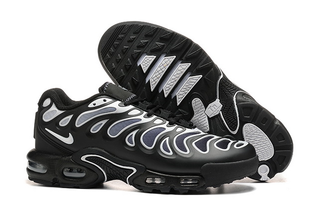 Nike Air Max TN 22